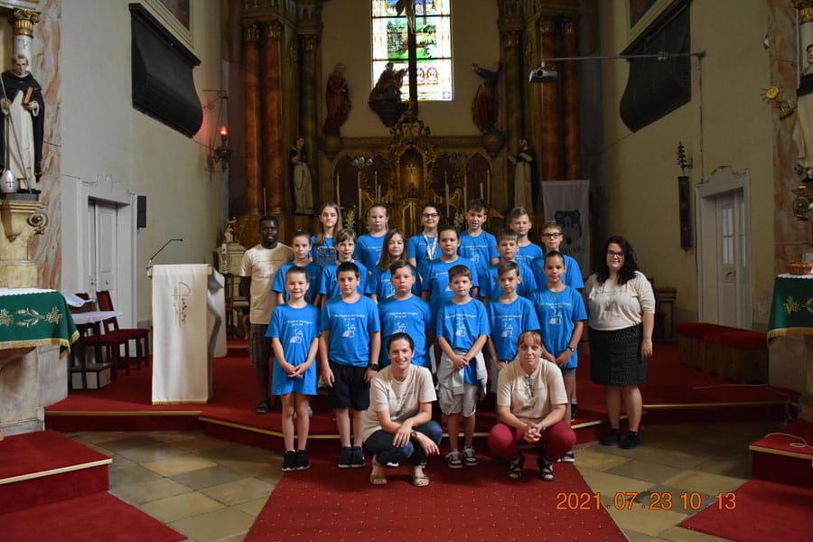 elsőáldozásra készülők