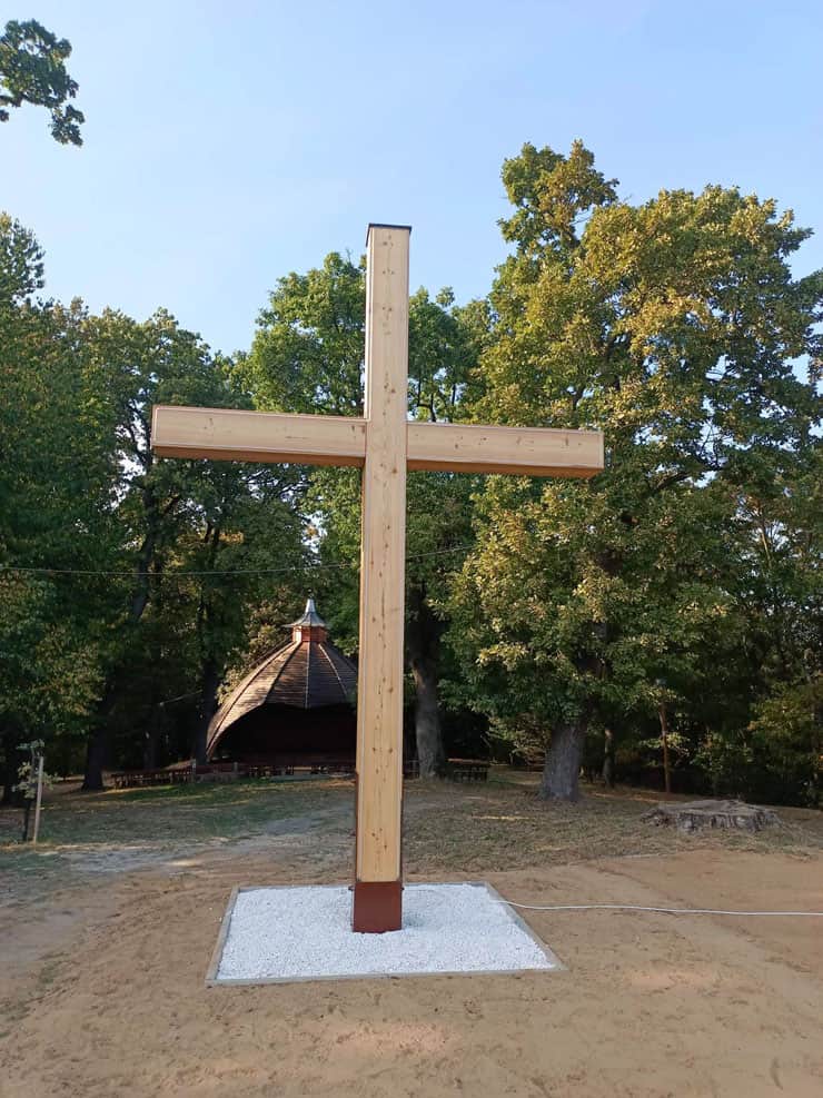 kereszt a vasvári szentkúti színpadnál